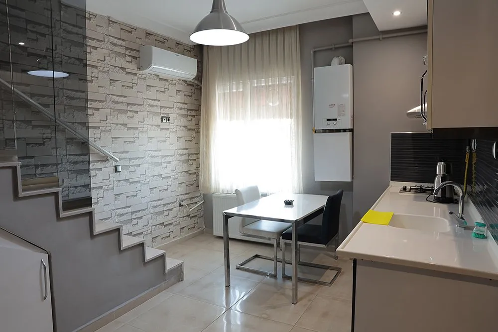 Asrın Güzel Yalı Apartı
