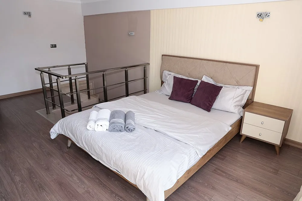 Asrın Güzel Yalı Apartı