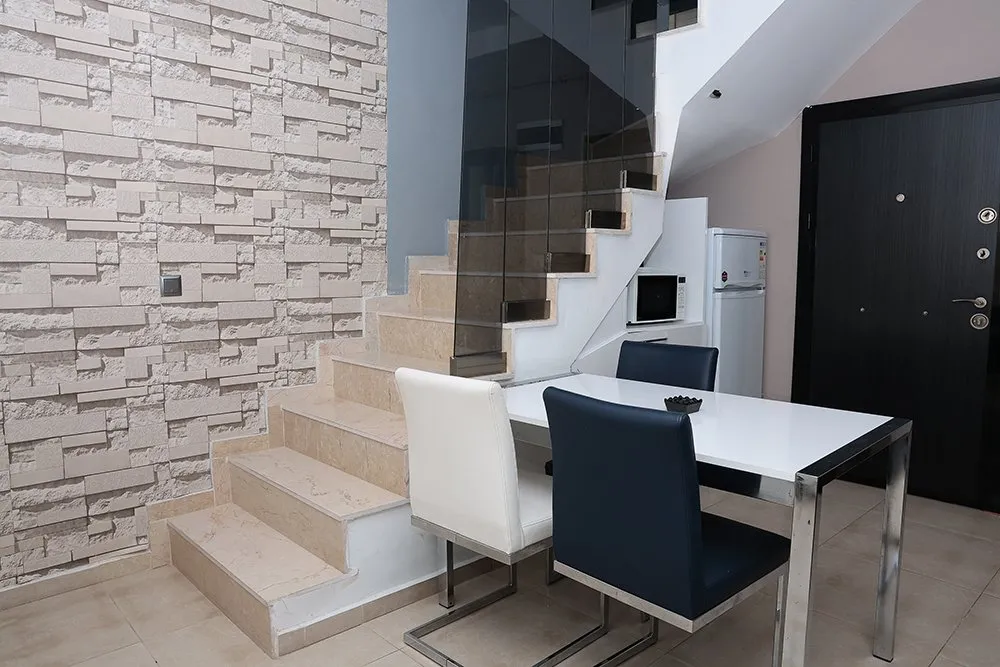 Asrın Güzel Yalı Apartı