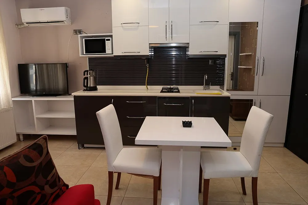 Asrın Güzel Yalı Apartı